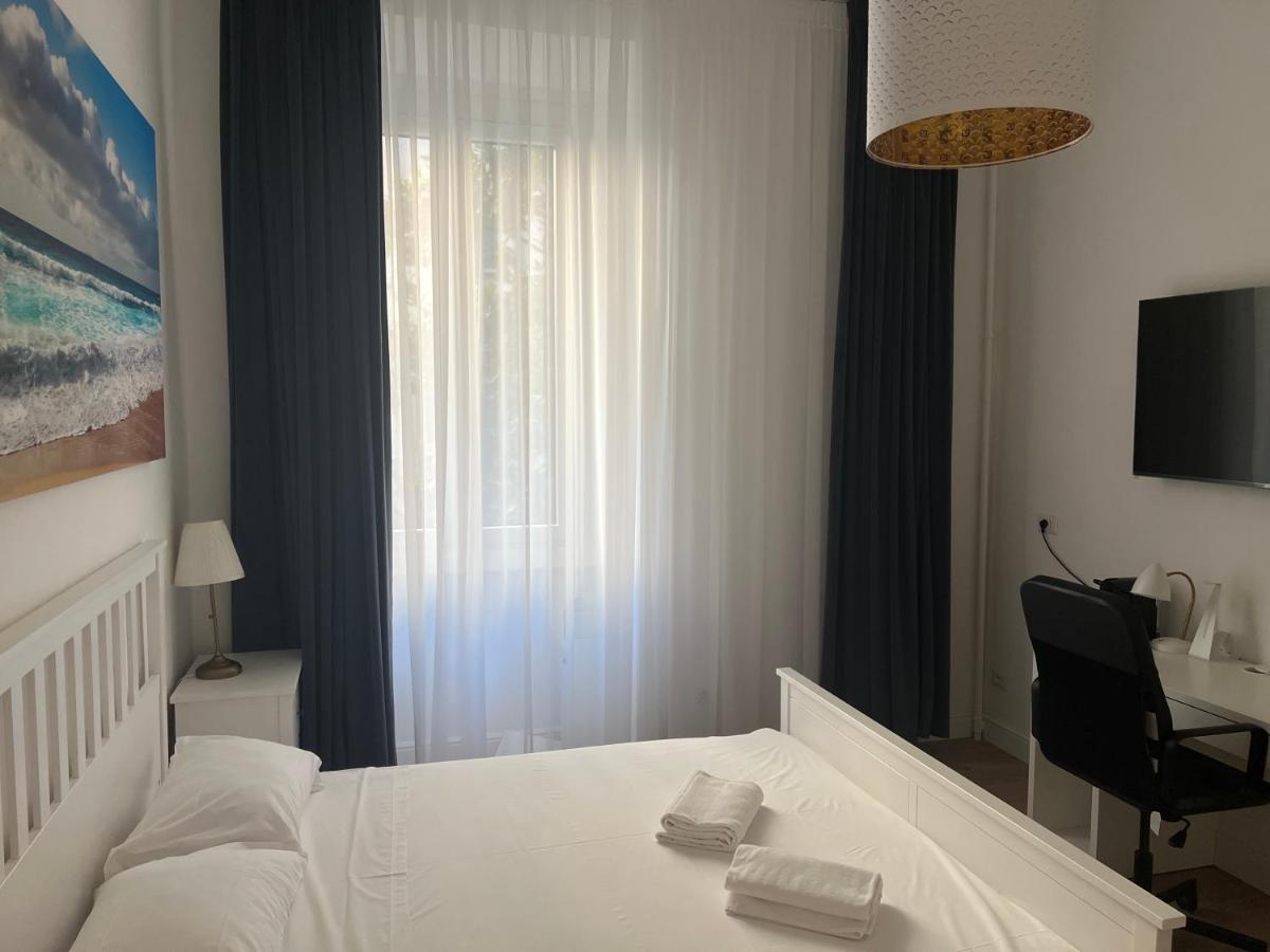 P18&Rooms Palestrina 18 Milan Bagian luar foto
