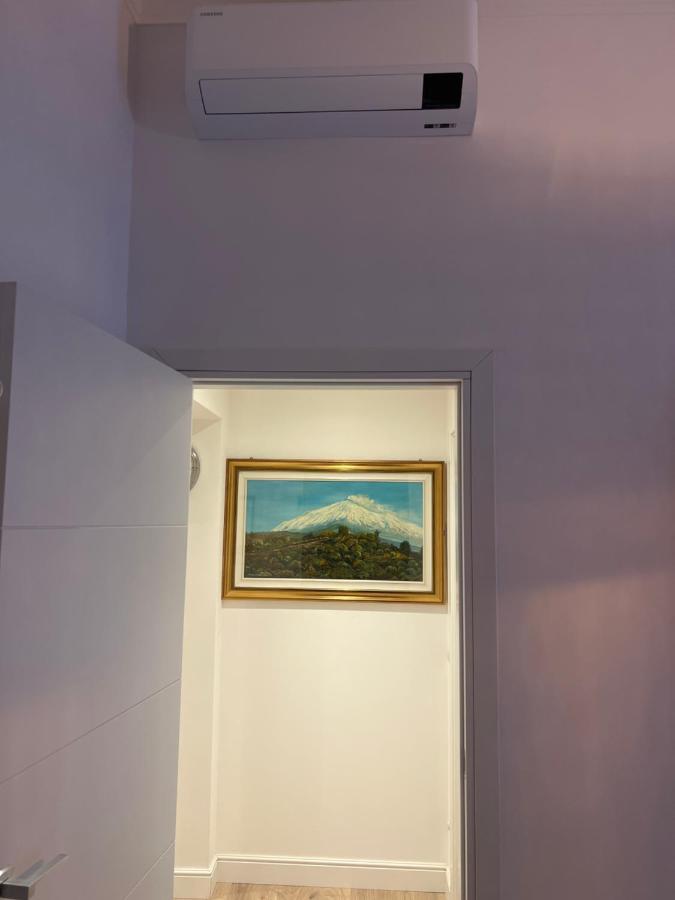 P18&Rooms Palestrina 18 Milan Bagian luar foto