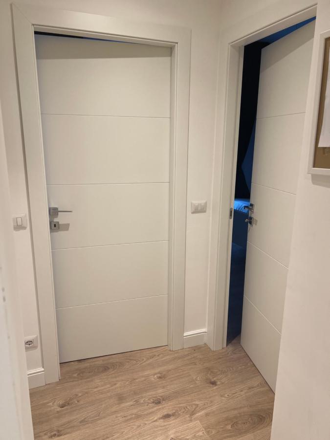 P18&Rooms Palestrina 18 Milan Bagian luar foto