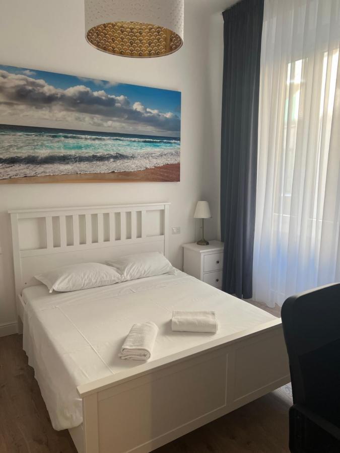 P18&Rooms Palestrina 18 Milan Bagian luar foto